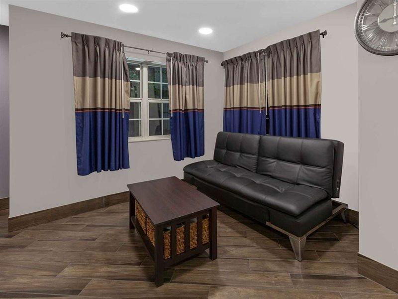 Microtel Inn Suite By Wyndham BWI Airport Линтикам Экстерьер фото