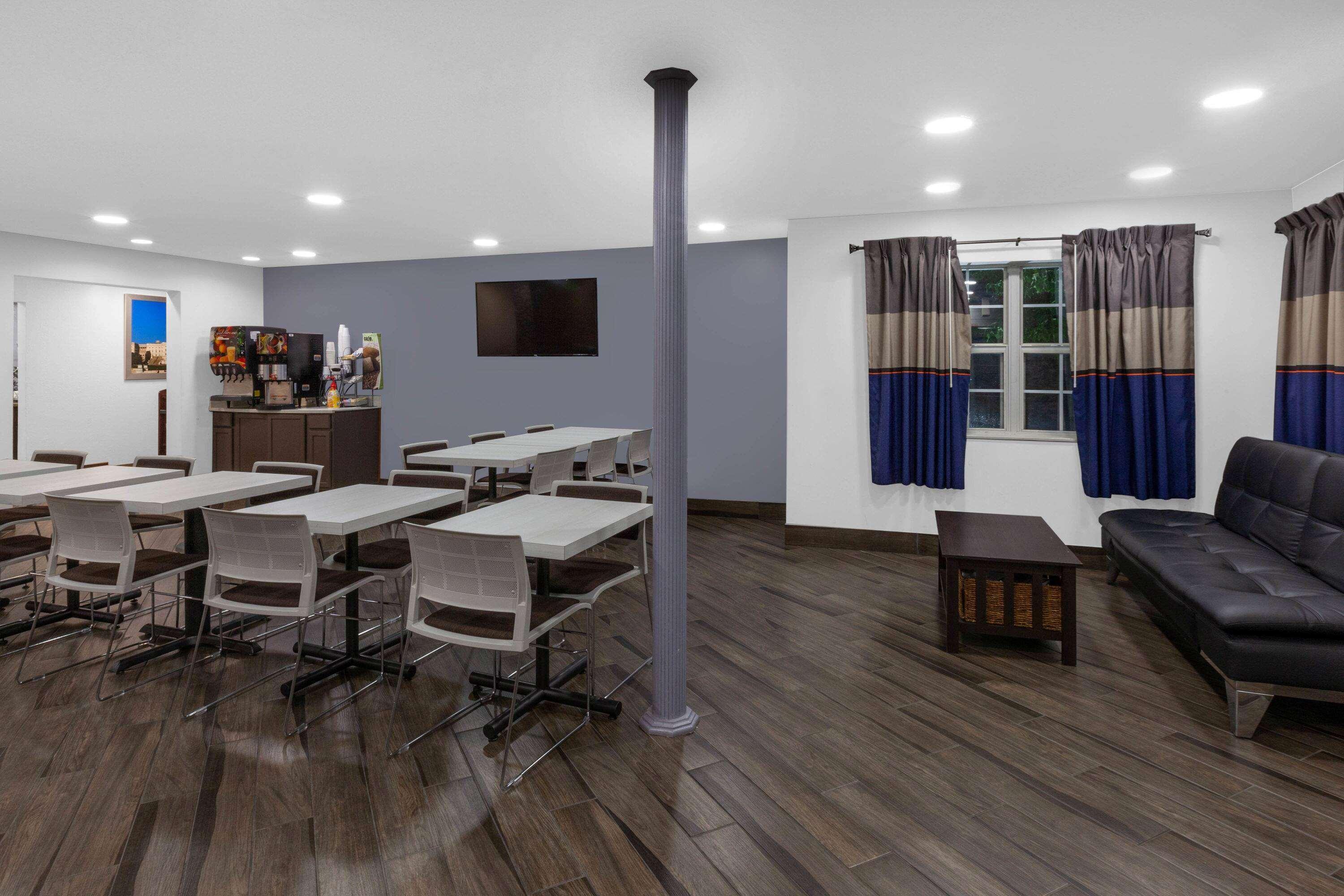 Microtel Inn Suite By Wyndham BWI Airport Линтикам Экстерьер фото